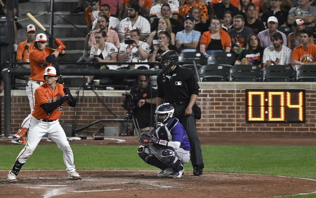 Menos tiempo en reloj de pitcheo, uno de los cambios en MLB para 2024