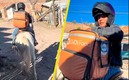 Un repartidor de DIDI se volvió viral por ir a caballo (TikTok)