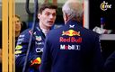 Verstappen conversando con Helmut Marko. (Reuters)