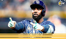 Randy Arozarena fue una de las grandes figuras en la victoria ante los Rangers (Captura de X MLB).