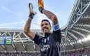 Gianluigi Buffon, leyenda del futbol italiano y mundial (Twitter @juventusfces)