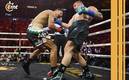 Jaime Munguía es golpeado por Canelo (AFP)