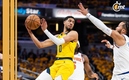 Tyrese Haliburton defendido por Jalen Brunson (Reuters)