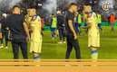 Anselmi y Fidalgo charlaron tras el silbatazo final (Foto: Captura)