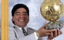 Diego Armando Maradona con su Balón de Oro (Especial)