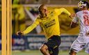Chupete Suazo hizo un hat-trick para darle la victoria a su club. (@sanluis_qta)
