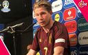 De Bruyne en la zona mixta. (Captura)