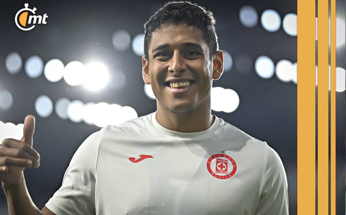 Luis Romo vistió a sus hijos con playera de Cruz Azul apenas llegó a l