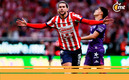 Cowell anotó para alargar su buen momento. (Foto: Mexsport)