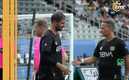 Gignac le negó el saludo a Luis Hernández (Captura del video))