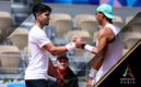 Carlos Alcaraz y Rafael Nadal en un entrenamiento previo a su debut en París 2024 (Reuters)