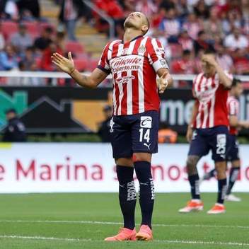 Chicharito sigue sin poder retomar su mejor nivel