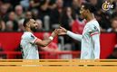 Mohamed Salah llegó a 15 goles y 6 asistencias ante Manchester United (AFP)