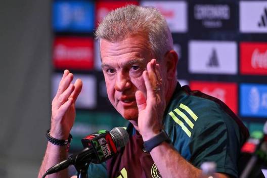 Javier Aguirre, en conferencia de prensa (Imago7)