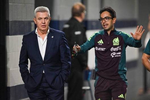 Javier Aguirre, en el juego ante Canadá (Imago7)