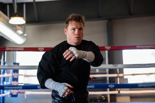 Saúl Álvarez, en su entrenamiento (@Canelo)