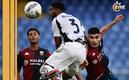 Johan Vásquez no pudo evitar la goleada de la Juventus ante al Genoa (AFP)