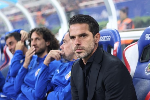 Fernando Gago está cerca de salir de Chivas (Imago7)