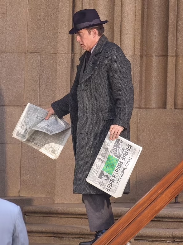 En la imagen filtrada, se puede leer a uno de los villanos de la serie de Spider-Man Noir. Foto: Dsanches/BACKGRID