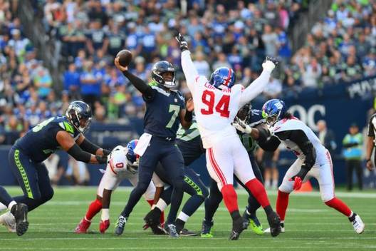 Geno Smith sufrió ante los Giants (Reuters)