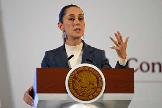 La presidenta Sheinbaum, en conferencia de prensa (AFP)