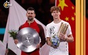 Djokovic y Sinner, en la ceremonia de premiación de Shanghái (Reuters)