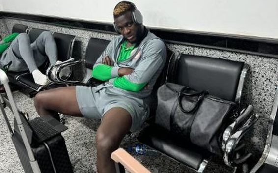 Jugadores de Nigeria, retenidos en aeropuerto (AfricaFactsZone)