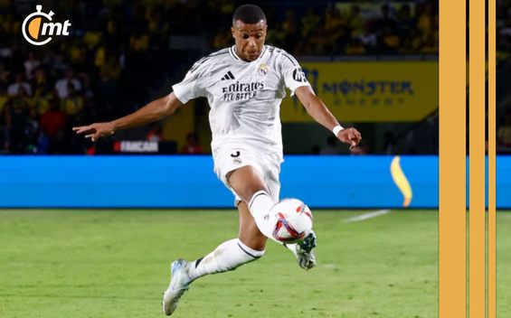 Kylian Mbappé en un juego del Real Madrid (Reuters)