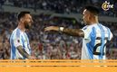 Messi y Lautaro Martínez (Reuters)