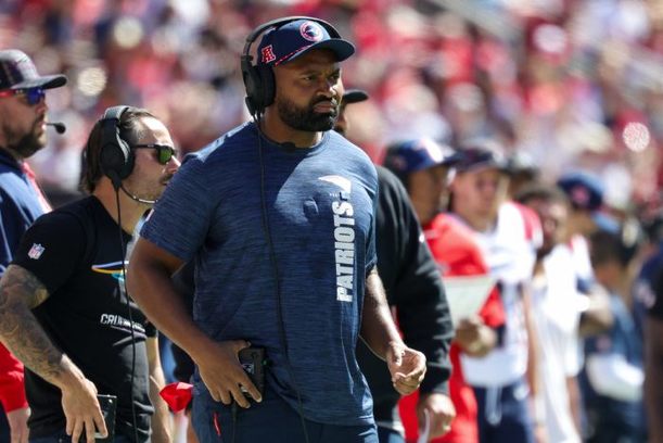 Jerod Mayo, entrenador de los Patriots (Reuters)