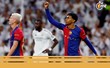 Barcelona humilla al Madrid en el Bernabéu (Foto: Reuters)