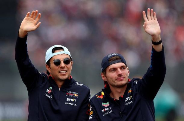 Checo y Verstappen en el Gran Premio de México (Reuters)