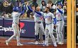 Los Dodgers celebran en Yankee Stadium (Reuters)