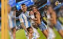 Enzo Fernández junto a su expareja, Valentina, y sus hijos, Olivia y Benjamín (Especial)