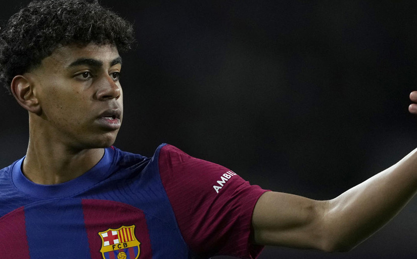 Lamine Yamal soportó los gritos racistas en el clásico. (Foto: EFE)