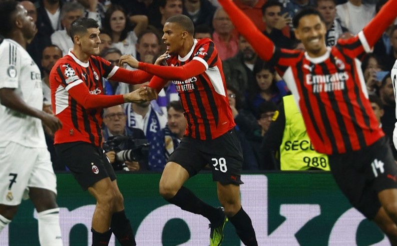 Real Madrid y Milan se enfrentaron en la J4 de la Champions League (Reuters)