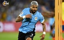 Rodrigo Aguirre tras anotar con Uruguay (AFP)