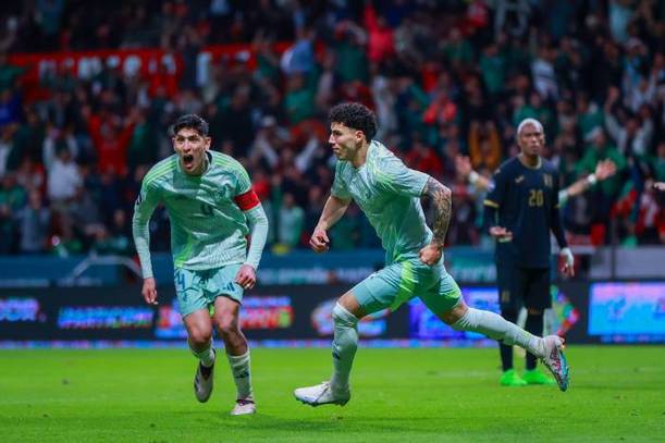Jorge Sánchez grita su gol contra Honduras (Imago7)