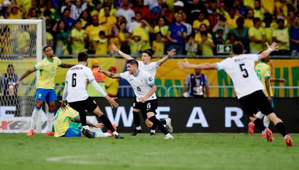 Valverde festeja su gol contra Brasil (Reuters)