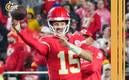 Patrick Mahomes lanza pase con Chiefs (Reuters)