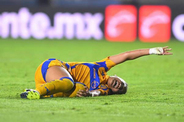 Belén Cruz se lesionó ante Pumas Femenil (Imago7)