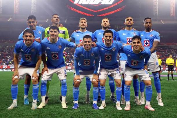 Jugadores de Cruz Azul antes de la Ida ante Tijuana (Imago7)