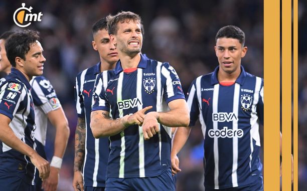 Sergio Canales utilizó una banda Whoop en el partido vs. Pumas (Imago7)