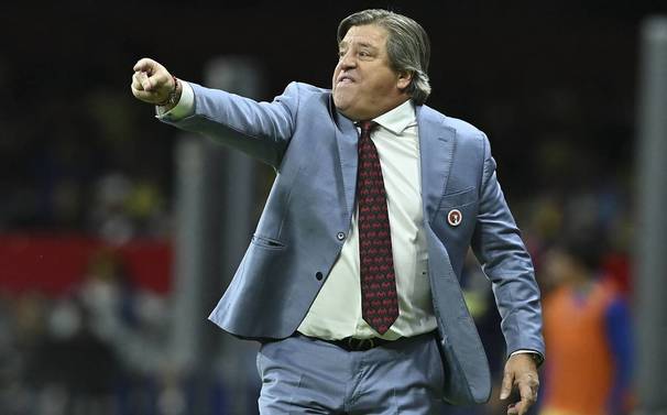 Miguel Herrera explotó contra el arbitraje (Foto: Imago7)
