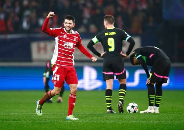 Le Cardinal celebra su gol ante PSV (Reuters)