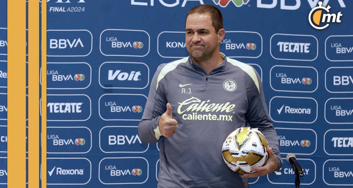 André Jardine, en conferencia de prensa (Imago7)