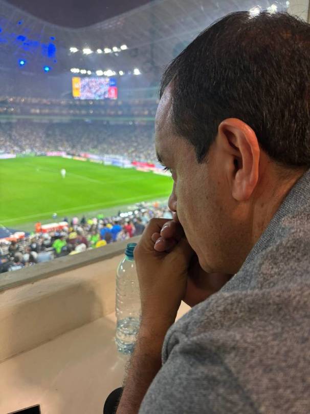 El Cuau observa la Final en el Estadio BBVA (@davidfaitelson_)