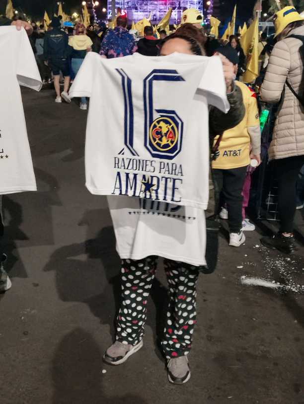 Festejos de la afición del América (Foto: Erick Maya)