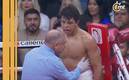 Jaime Munguía, en malas condiciones tras recibir el golpe (Captura)