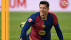 Robert Lewandowski no pudo evitar la derrota de los Blaugranas en casa (AFP).